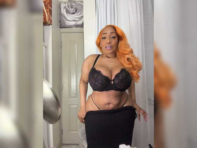 SOBLUEFLIRT live cam on BongaCams