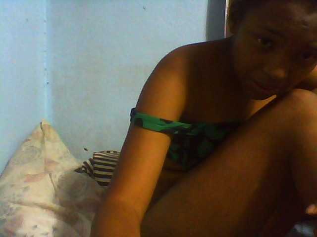 Tifatifa live cam on BongaCams