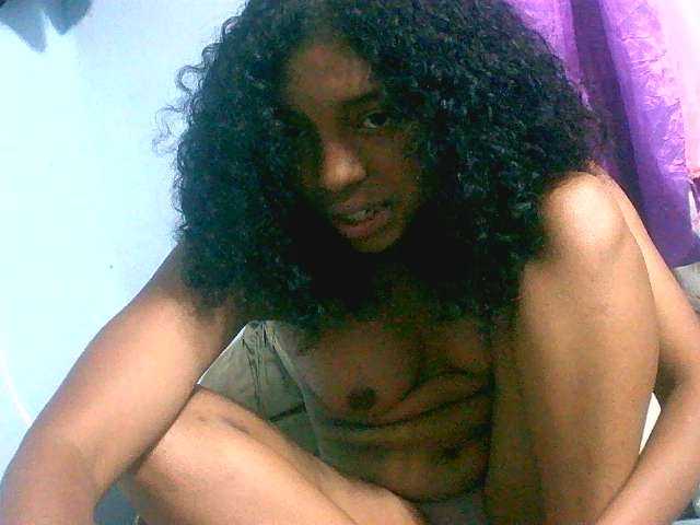 Tifatifa live cam on BongaCams