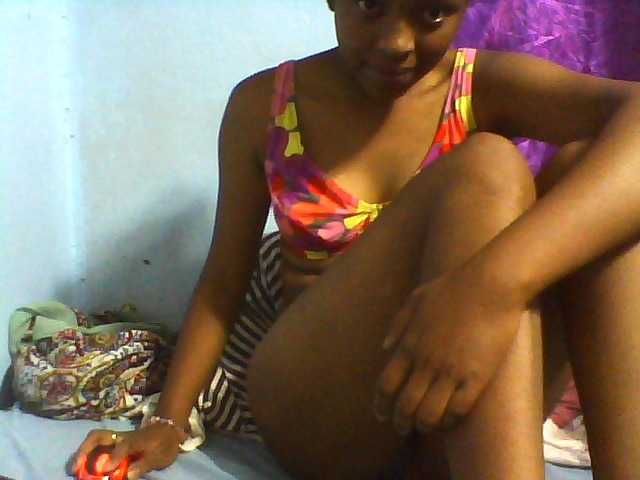 Tifatifa live cam on BongaCams