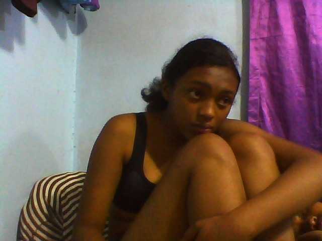 Tifatifa live cam on BongaCams