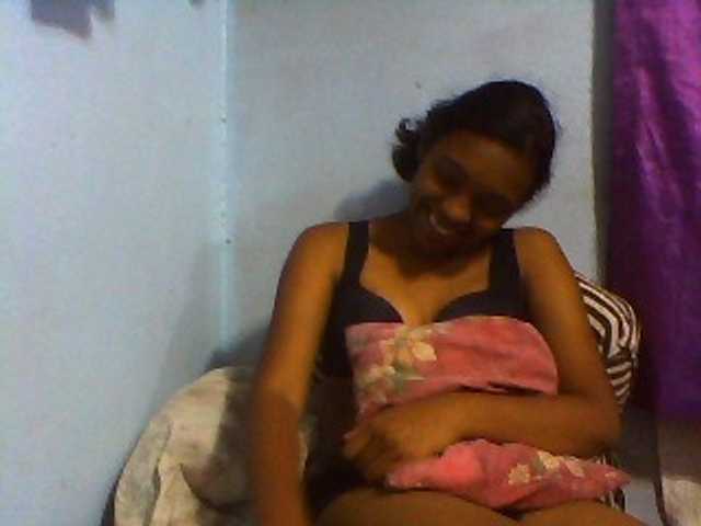 Tifatifa live cam on BongaCams