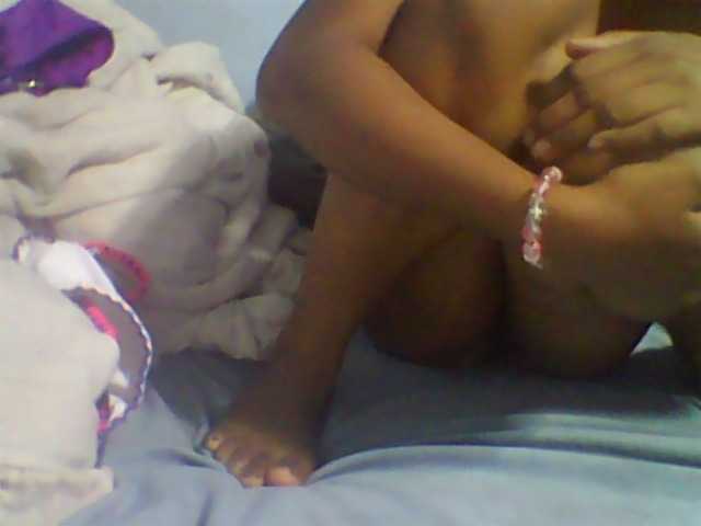 Tifatifa live cam on BongaCams