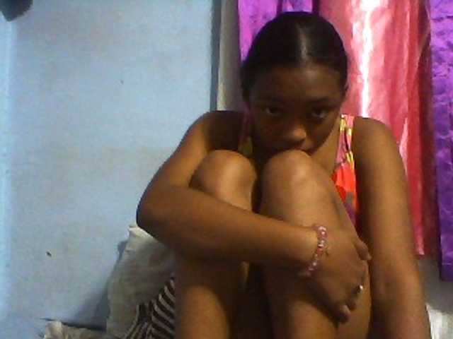 Tifatifa live cam on BongaCams