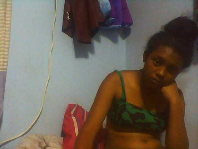 Tifatifa live cam on BongaCams