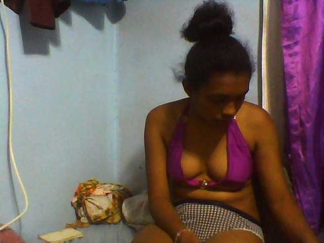Tifatifa live cam on BongaCams