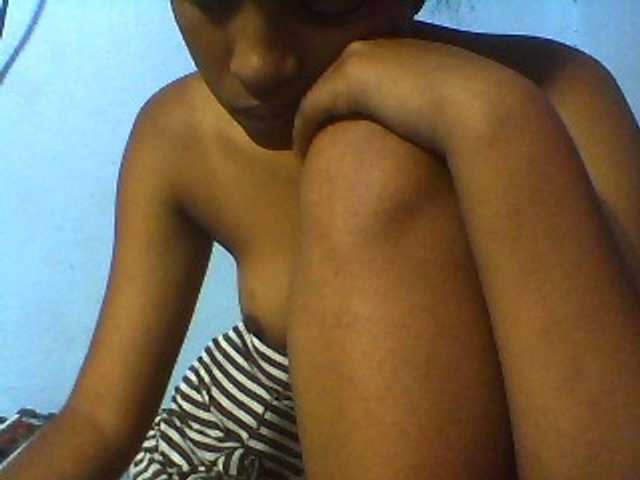 Tifatifa live cam on BongaCams