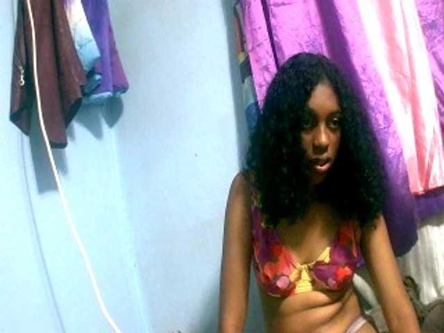 Tifatifa live cam on BongaCams