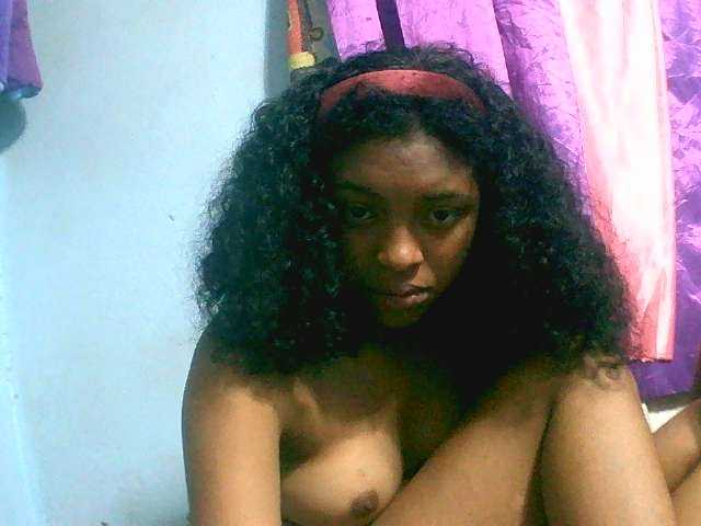 Tifatifa live cam on BongaCams