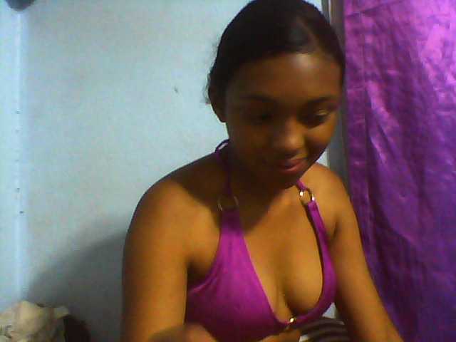 Tifatifa live cam on BongaCams