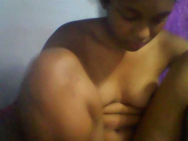 Tifatifa live cam on BongaCams