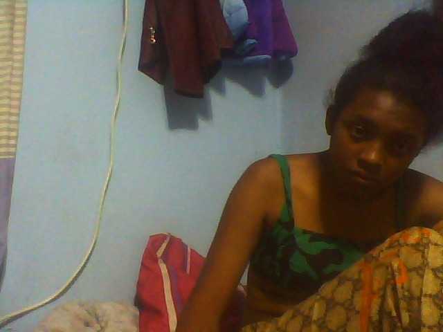 Tifatifa live cam on BongaCams