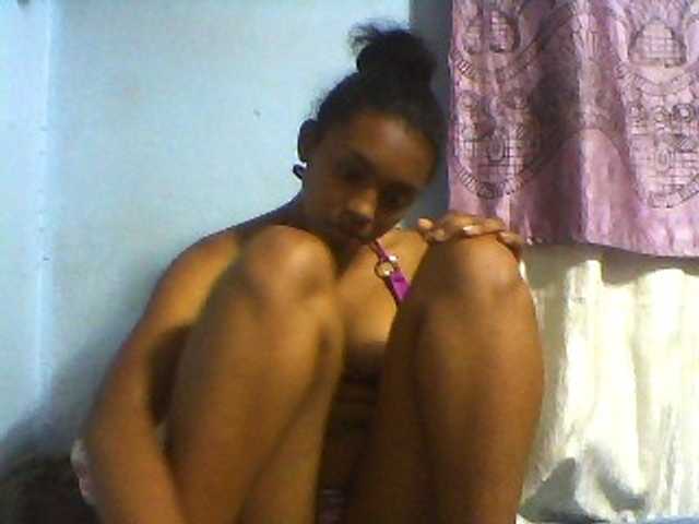 Tifatifa live cam on BongaCams