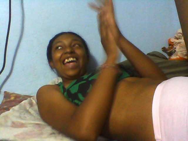Tifatifa live cam on BongaCams