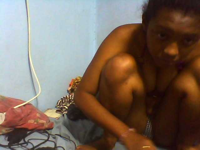 Tifatifa live cam on BongaCams