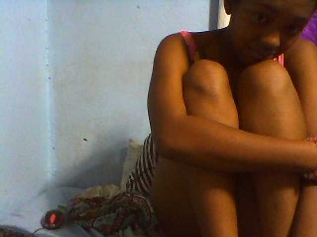 Tifatifa live cam on BongaCams