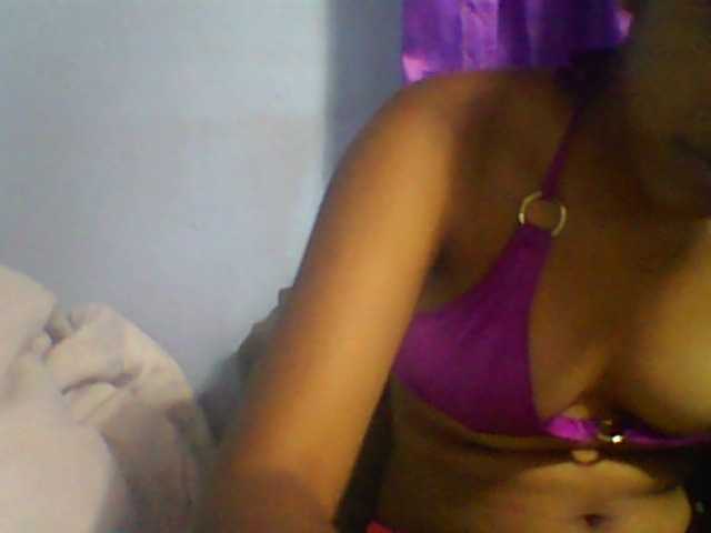 Tifatifa live cam on BongaCams