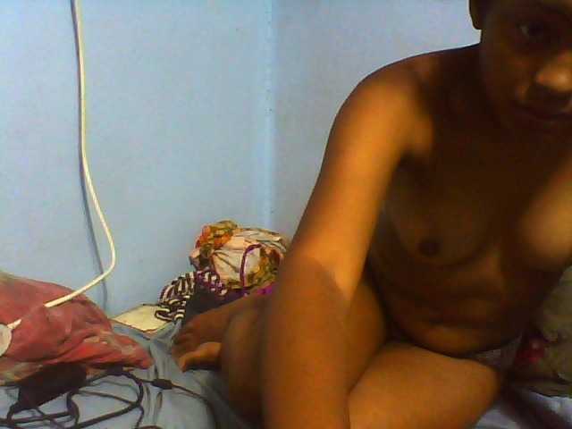 Tifatifa live cam on BongaCams