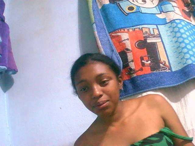 Tifatifa live cam on BongaCams
