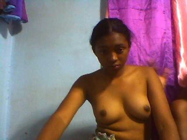 Tifatifa live cam on BongaCams