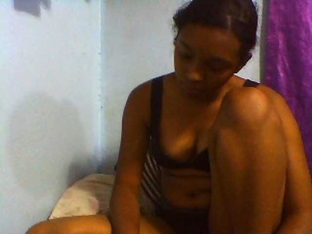 Tifatifa live cam on BongaCams