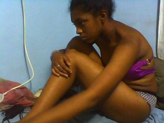 Tifatifa live cam on BongaCams
