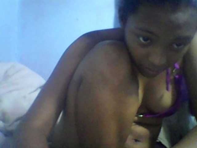 Tifatifa live cam on BongaCams