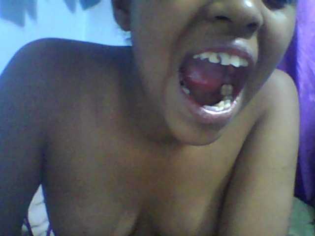 Tifatifa live cam on BongaCams