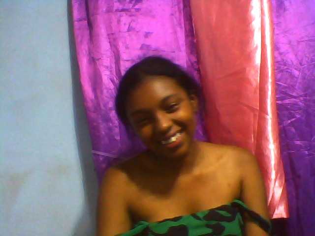 Tifatifa live cam on BongaCams