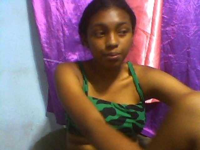 Tifatifa live cam on BongaCams