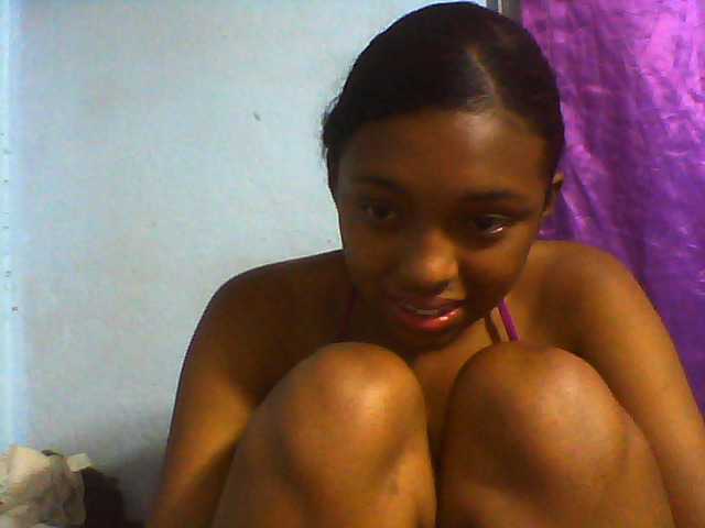 Tifatifa live cam on BongaCams