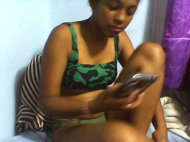 Tifatifa live cam on BongaCams