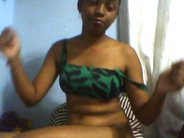Tifatifa live cam on BongaCams