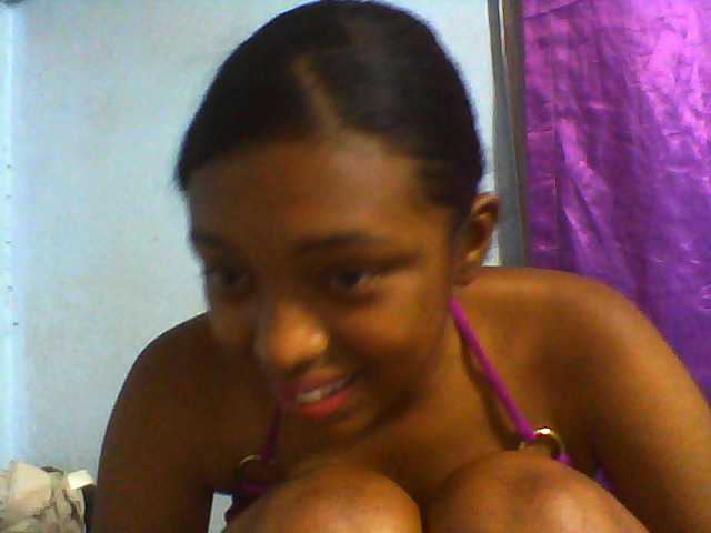Tifatifa live cam on BongaCams
