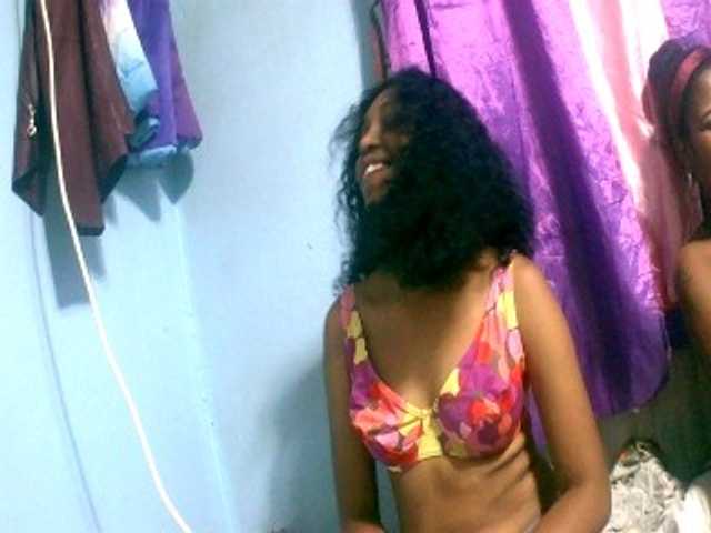 Tifatifa live cam on BongaCams