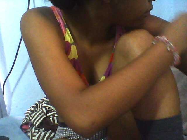 Tifatifa live cam on BongaCams