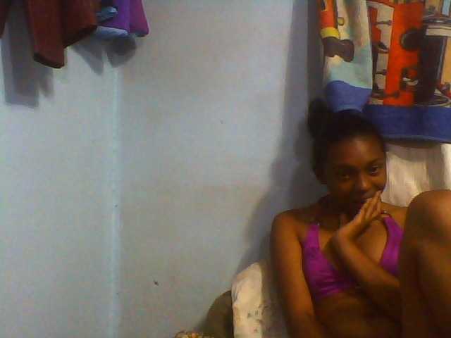 Tifatifa live cam on BongaCams