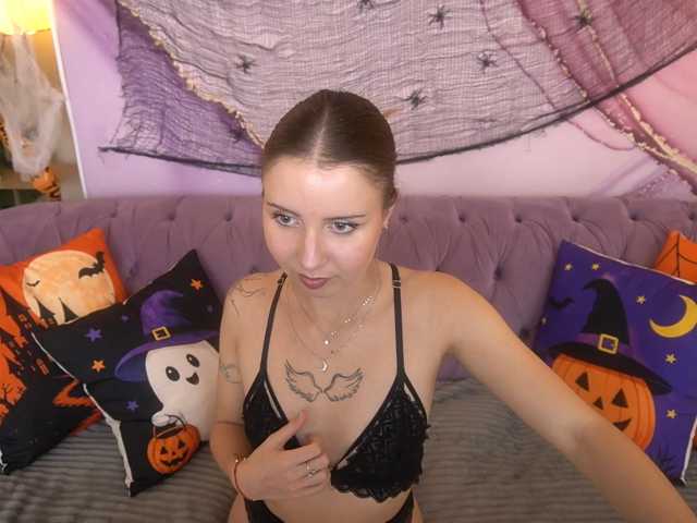 VeraWest live cam on BongaCams