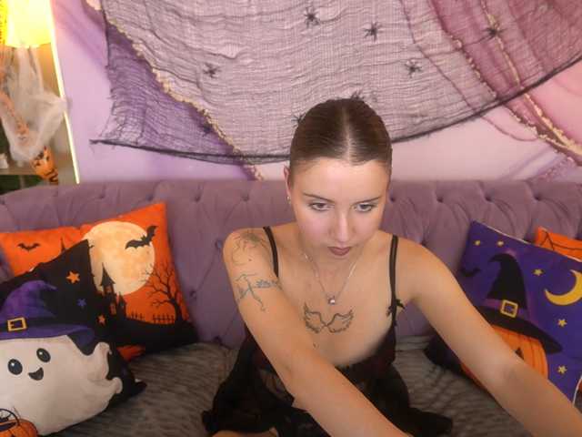VeraWest live cam on BongaCams