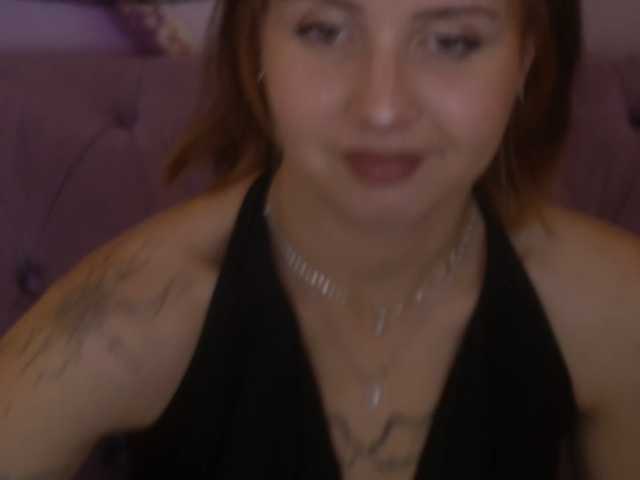 VeraWest live cam on BongaCams