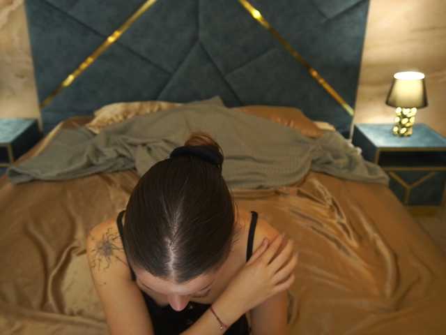 VeraWest live cam on BongaCams