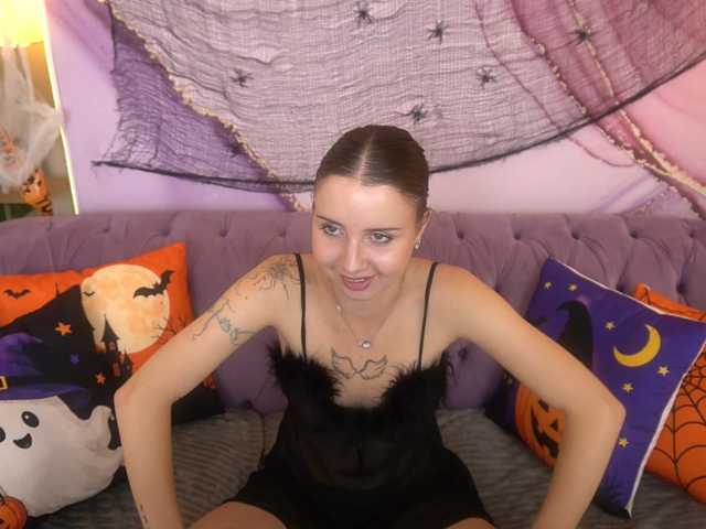 VeraWest live cam on BongaCams