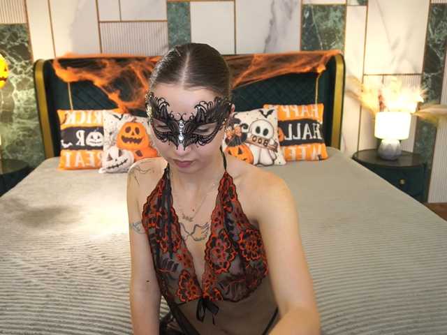 VeraWest live cam on BongaCams