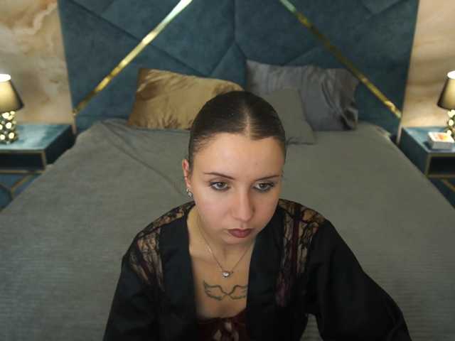 VeraWest live cam on BongaCams