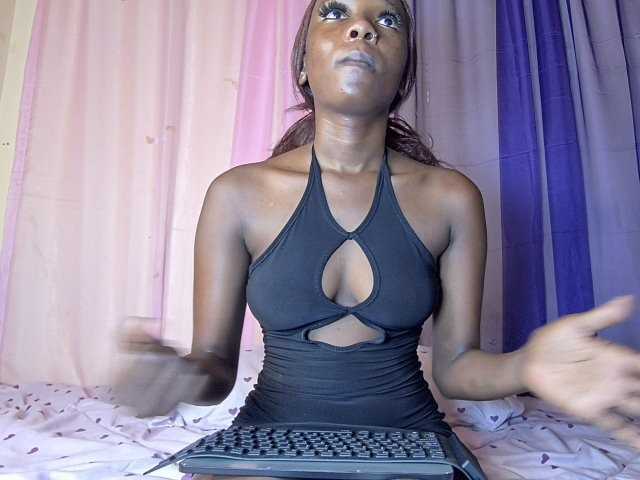 FindingDory live cam on BongaCams