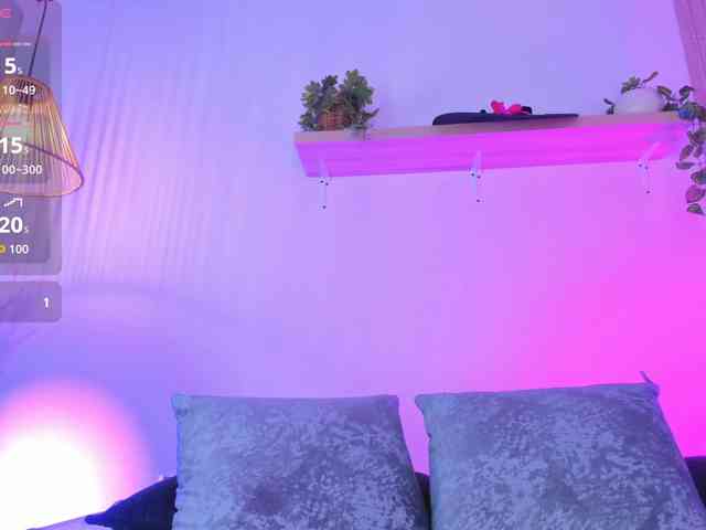 Emiilyy-Stonee