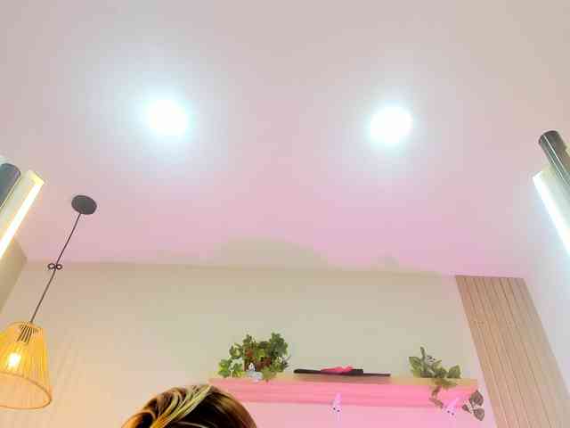 Emiilyy-Stonee
