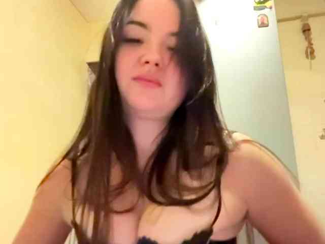 VickyFujita