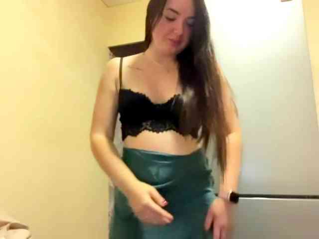 Model: VickyFujita