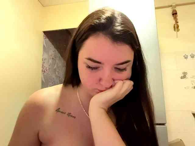 VickyFujita webcam